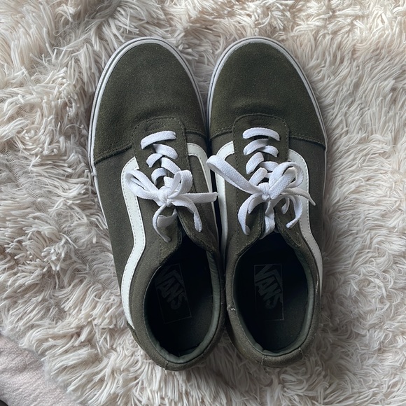 Vans Old Skool Classic Sneaker - Picture 3 of 4